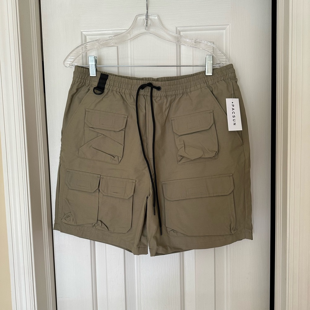 Men’s cargo shorts fashion casual brand new size M